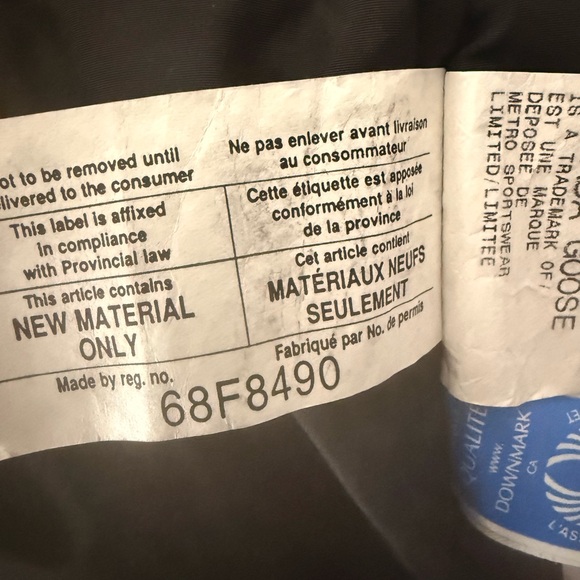 AUTHENTIC Canada Goose Expedition Parka - Picture 9 of 11